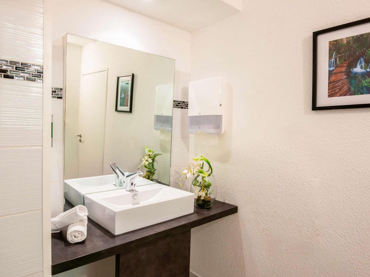 Ibis Budget Antibes Sophia Antipolis Vallauris Buitenkant foto