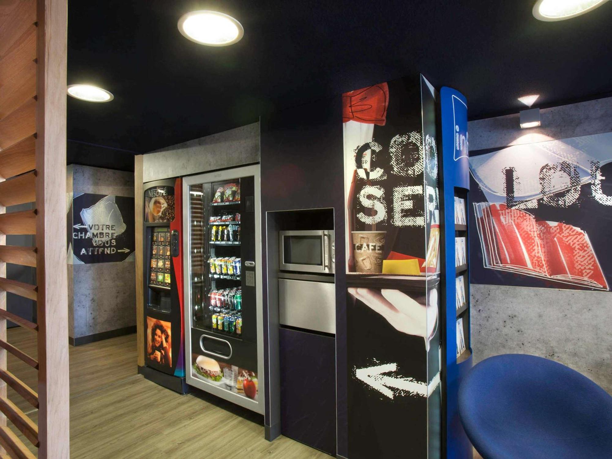Ibis Budget Antibes Sophia Antipolis Vallauris Buitenkant foto